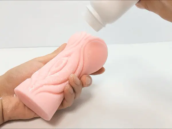 ezgif eb 【オナホの保管方法攻略】オナホ耐久寿命を延ばすアダルトグッズの扱い方【オナホパウダー&おもちゃ収納袋】