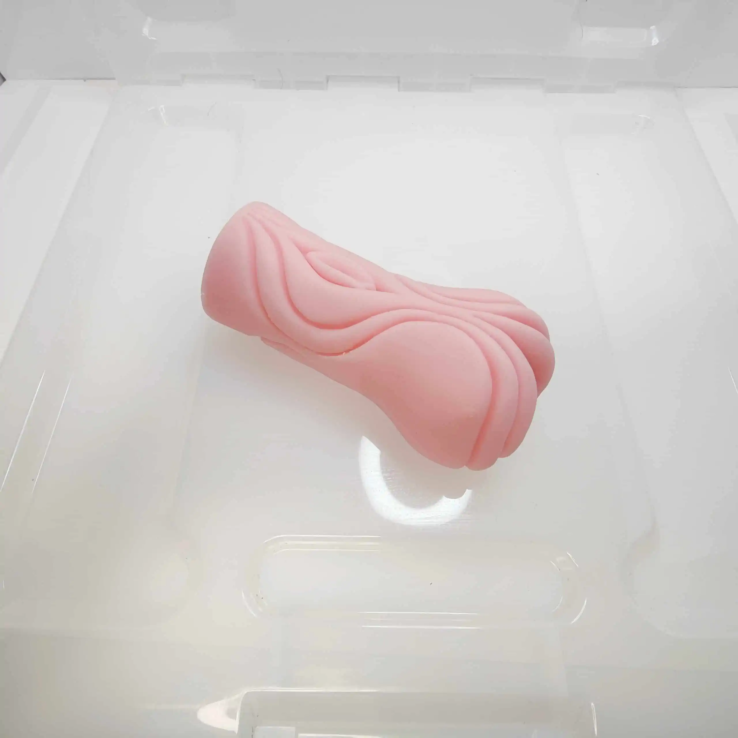 IMG scaled 【オナホの保管方法攻略】オナホ耐久寿命を延ばすアダルトグッズの扱い方【オナホパウダー&おもちゃ収納袋】