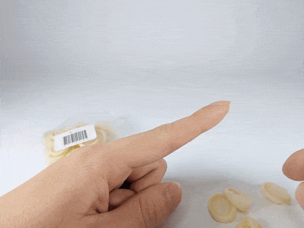 ezgif b c de 【指専用ゴムまとめ】指サックなしで膣を触るな危険【フィンガースキン攻略】