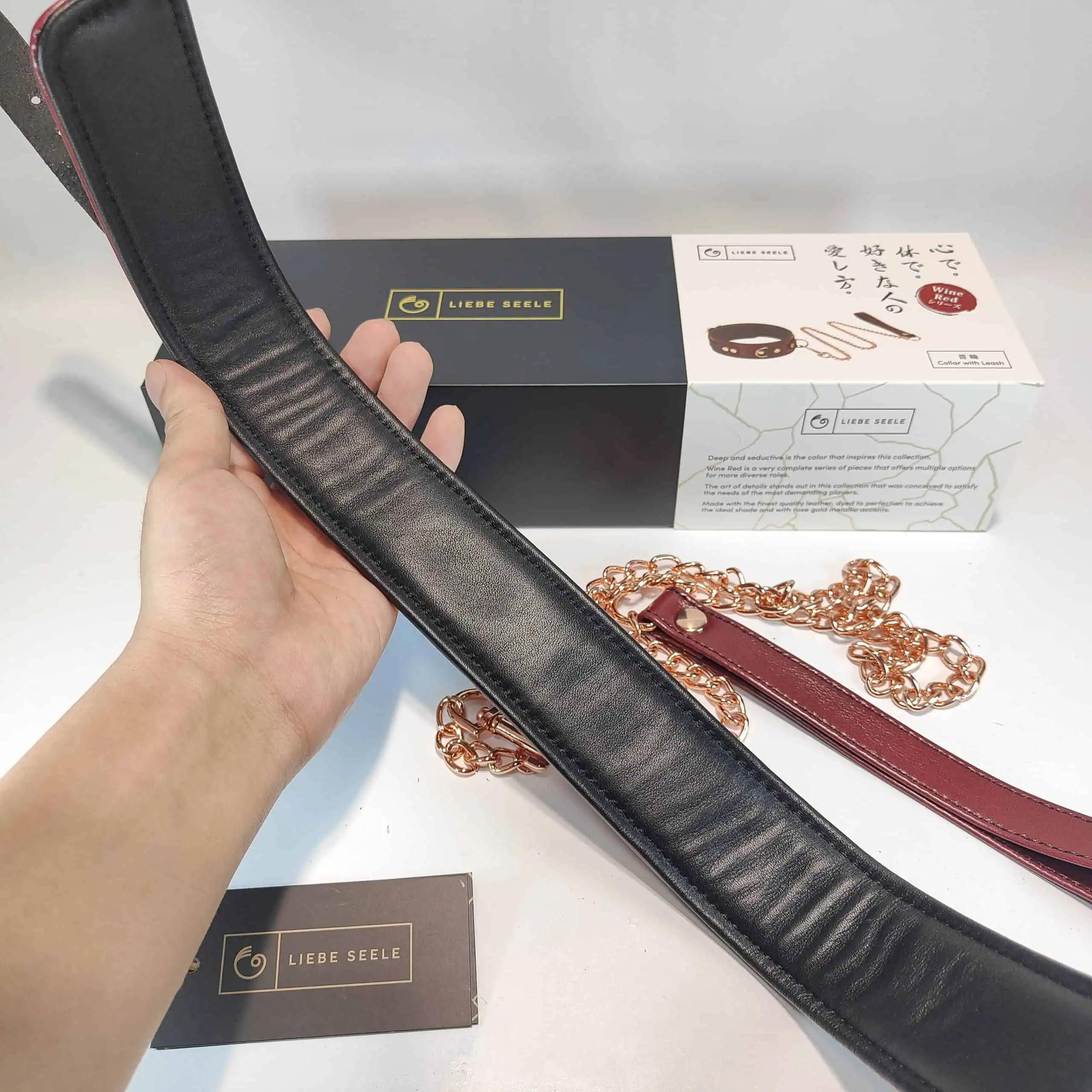 拘束SMグッズの高級品がブラックスワンだった】LIEBE SEELE
