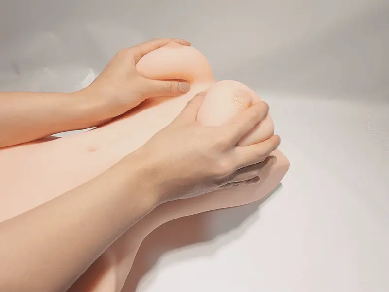 【愛撫ing名器 水野つばきレビュー】4.6kgの軽量化に成功した大型オナホ【使用感はそのままに扱いやすく進化】 【愛撫ing名器 水野つばきレビュー】4.6kgの軽量化に成功した大型オナホ【使用感はそのままに扱いやすく進化】