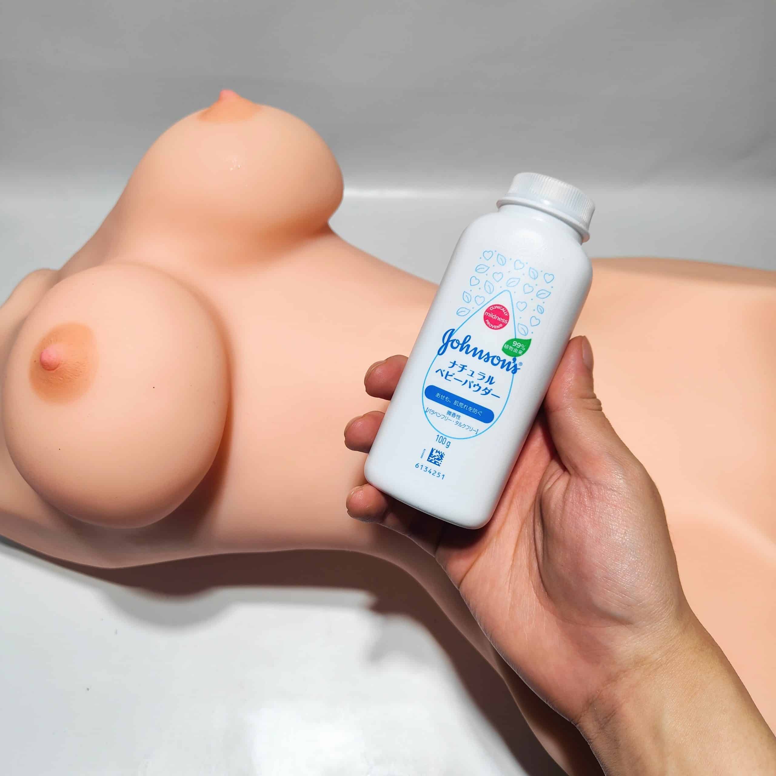 【愛撫ing名器 水野つばきレビュー】4.6kgの軽量化に成功した大型オナホ【使用感はそのままに扱いやすく進化】 【愛撫ing名器 水野つばきレビュー】4.6kgの軽量化に成功した大型オナホ【使用感はそのままに扱いやすく進化】