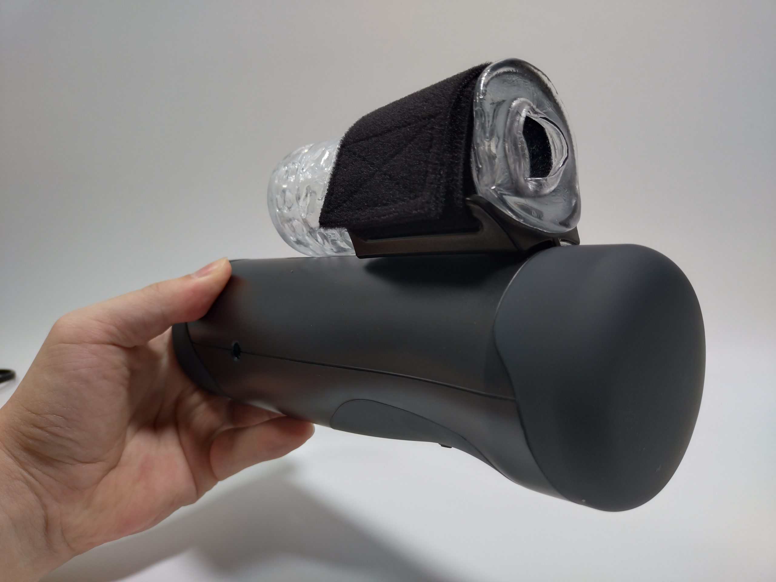The Handy ハンディ｜相性のいいオナホールと他機種比較で約3万の手コキ電動ホールを実食