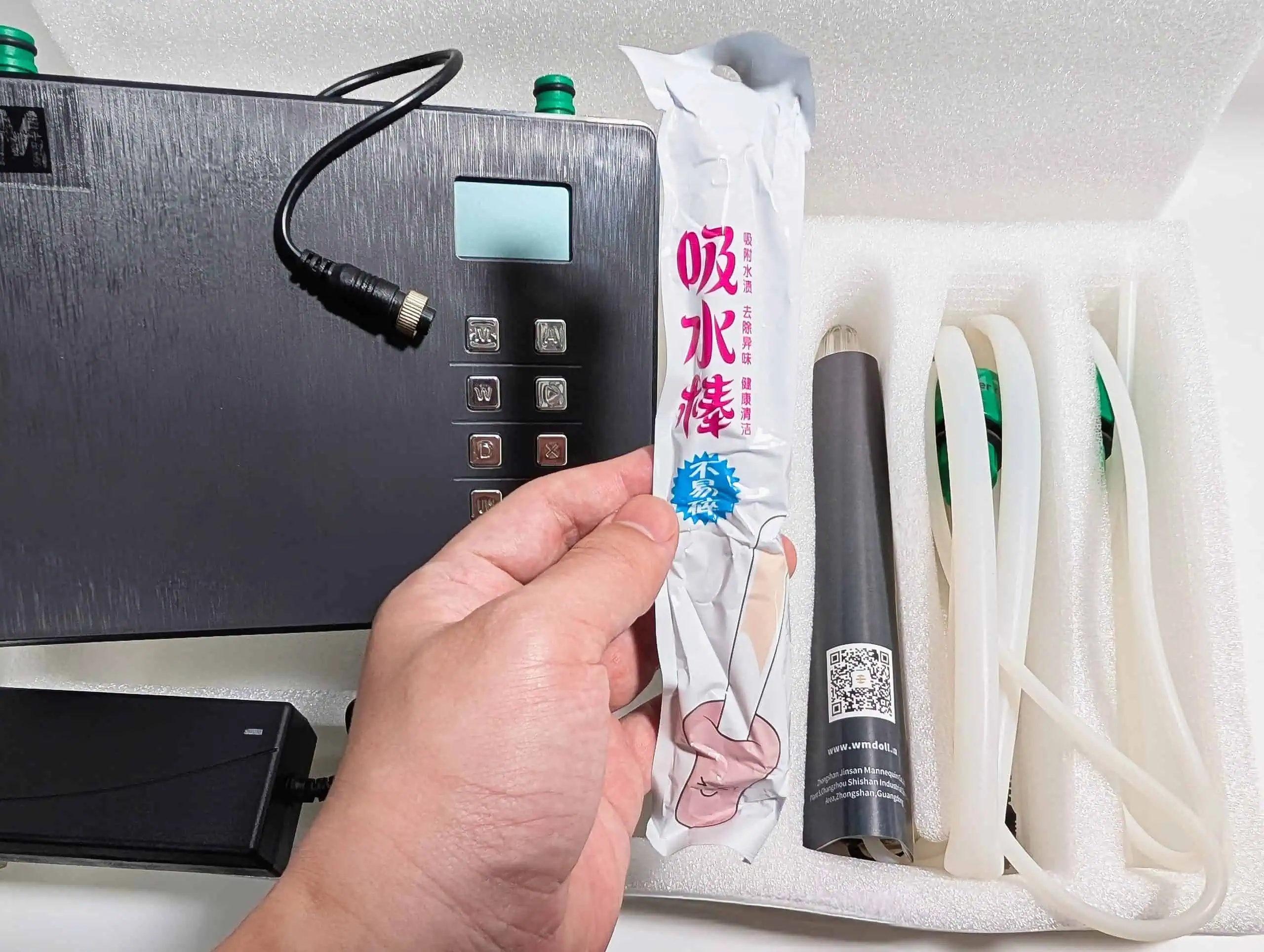 【シリコンドールに手を出してみよう】TPE素材オナホールとの違いを検証～膣の自動洗浄乾燥機を添えて～