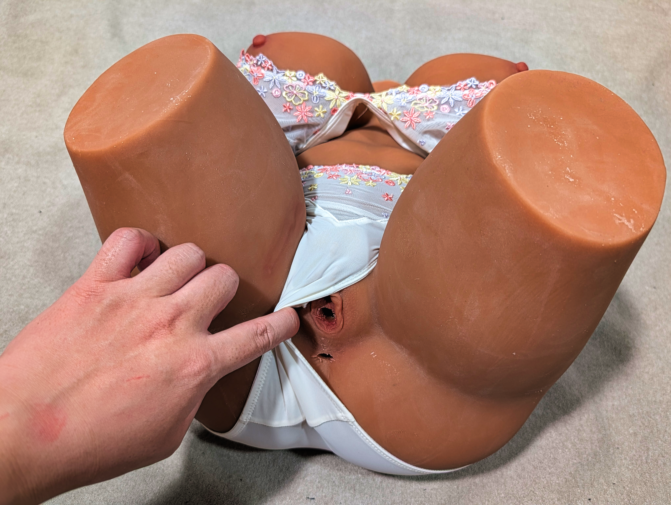 肉食ギャル15.8kg｜ 褐色系トルソーの肉身感でこれ以上の完成度は少なかろうて