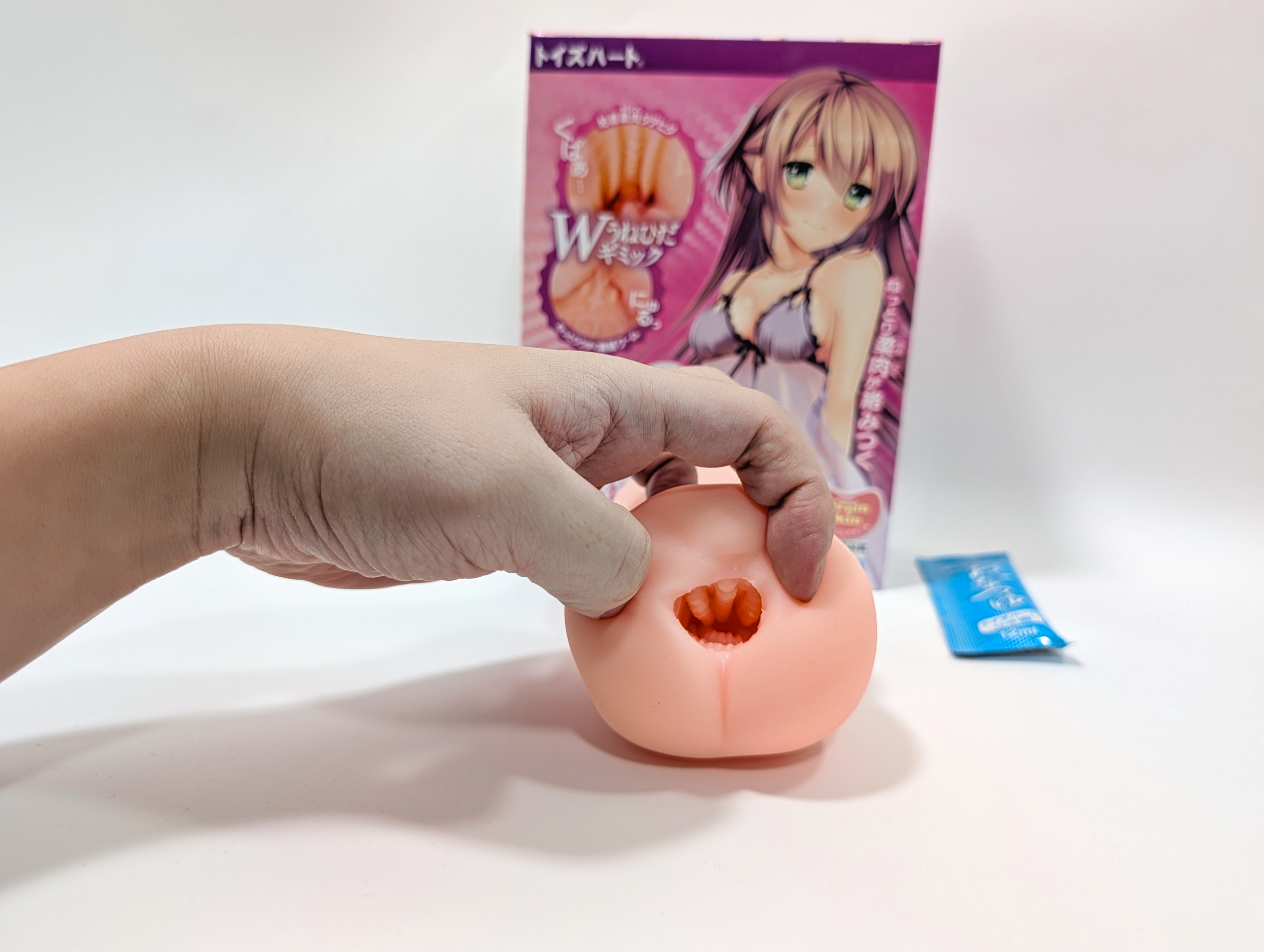 濃厚うねひだ｜亀頭をいじめるヒダ感のショートピストンで光るオナホール
