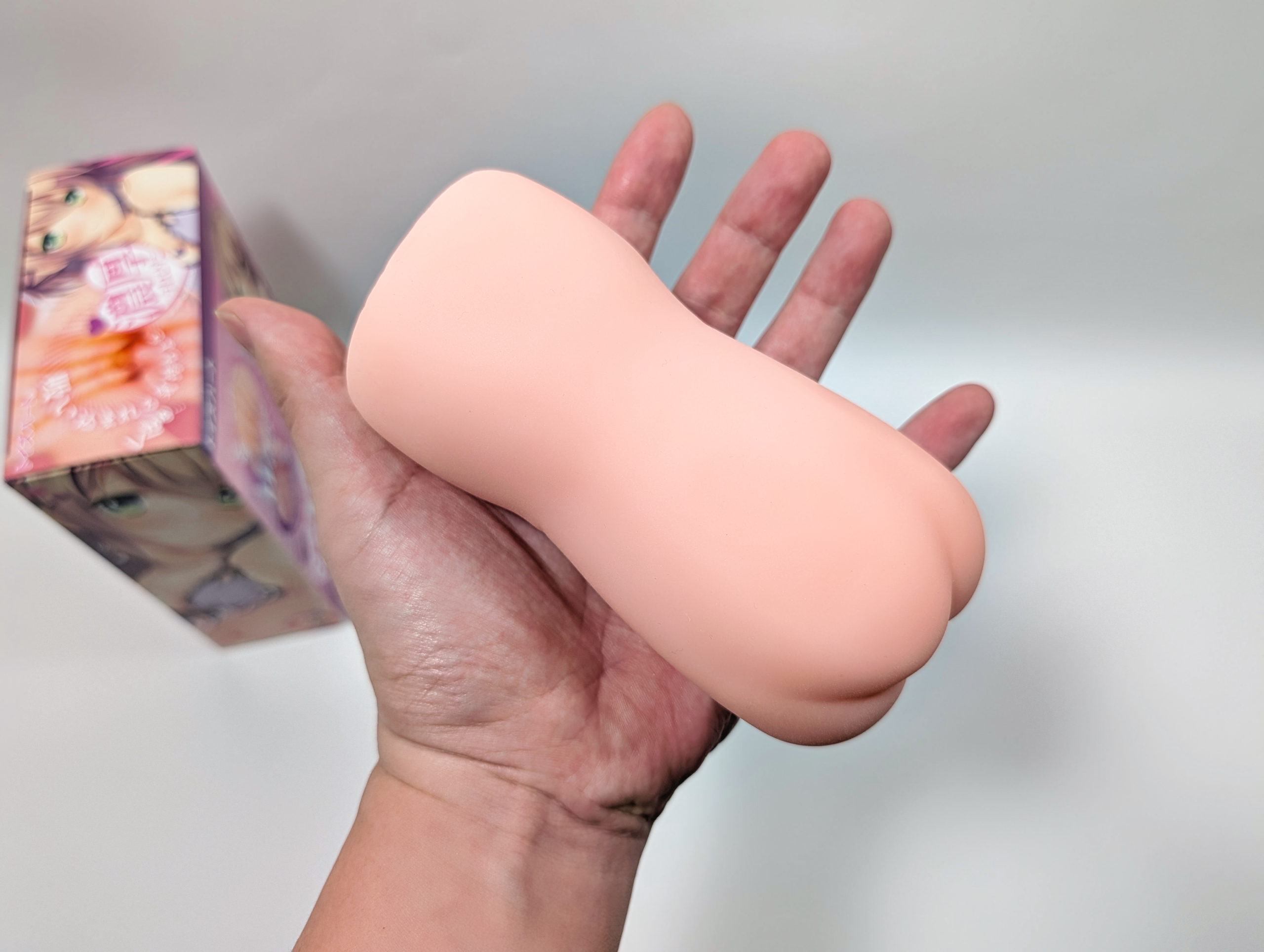 濃厚うねひだ｜亀頭をいじめるヒダ感のショートピストンで光るオナホール