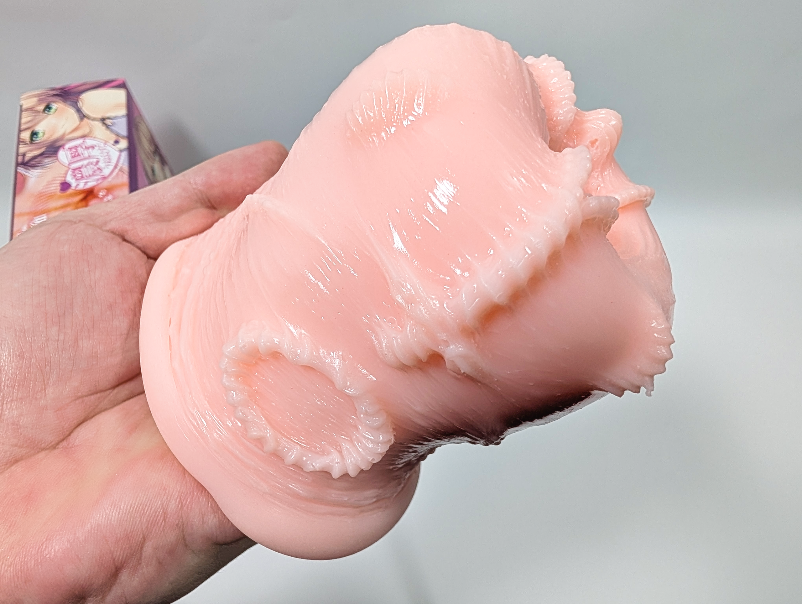 濃厚うねひだ｜亀頭をいじめるヒダ感のショートピストンで光るオナホール