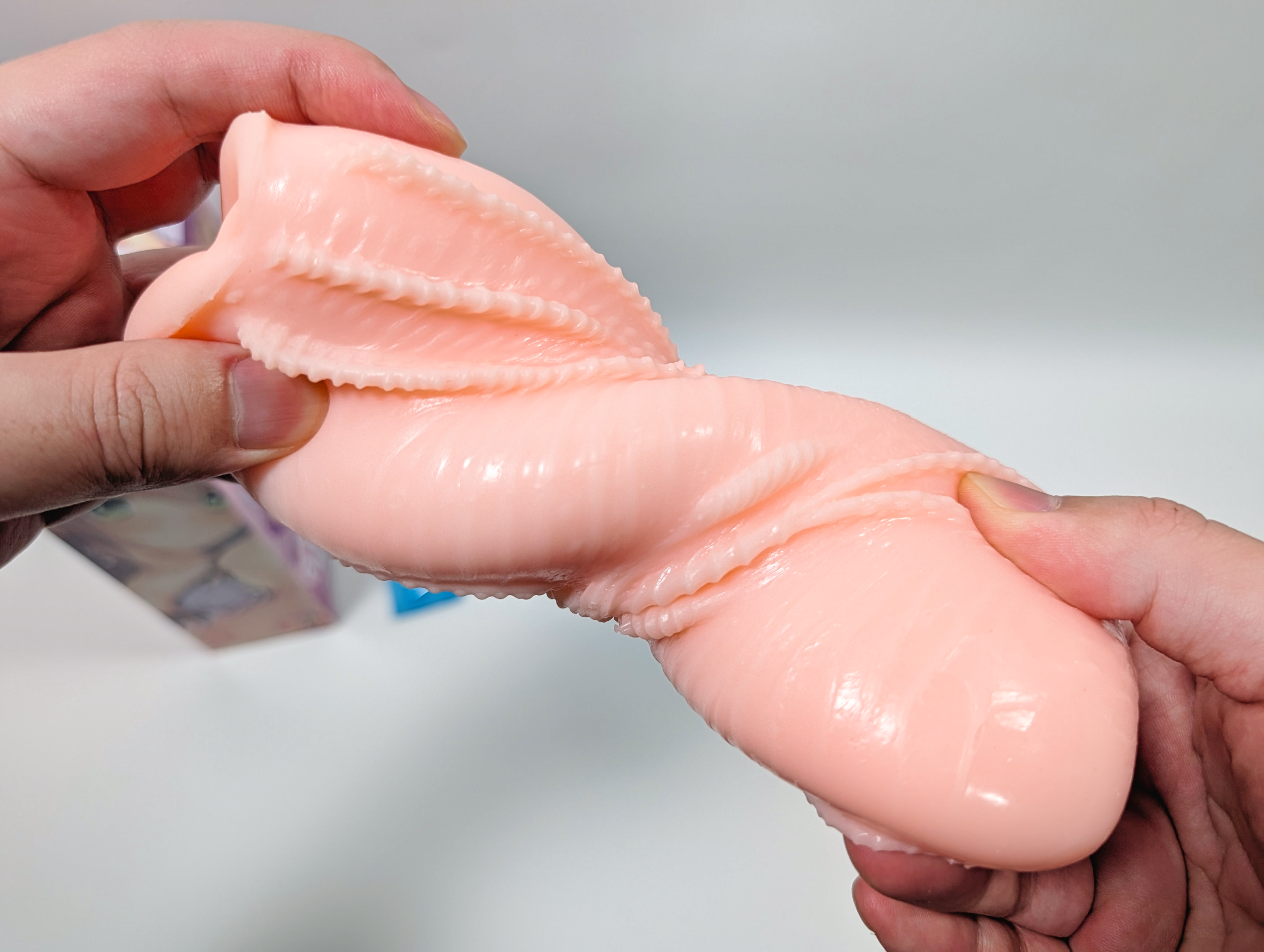 濃厚うねひだ｜亀頭をいじめるヒダ感のショートピストンで光るオナホール