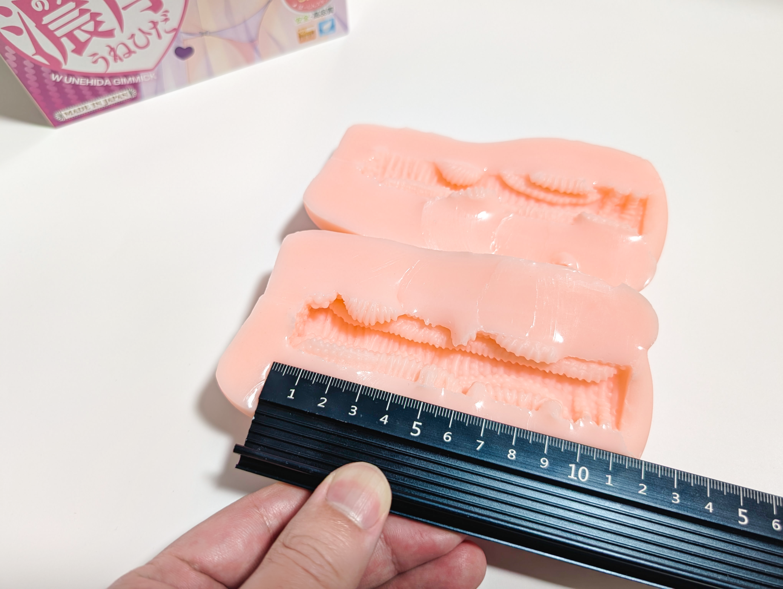 濃厚うねひだ｜亀頭をいじめるヒダ感のショートピストンで光るオナホール